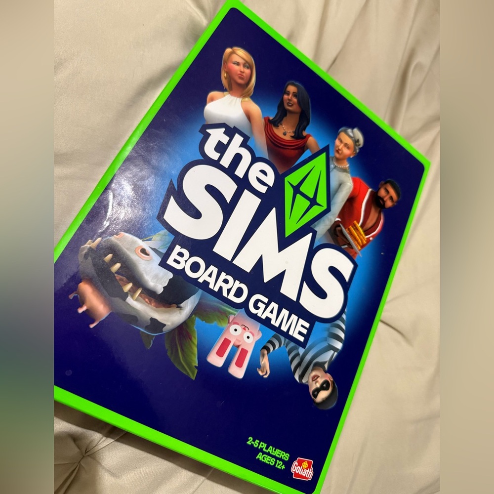 Board Game - Blue and Green